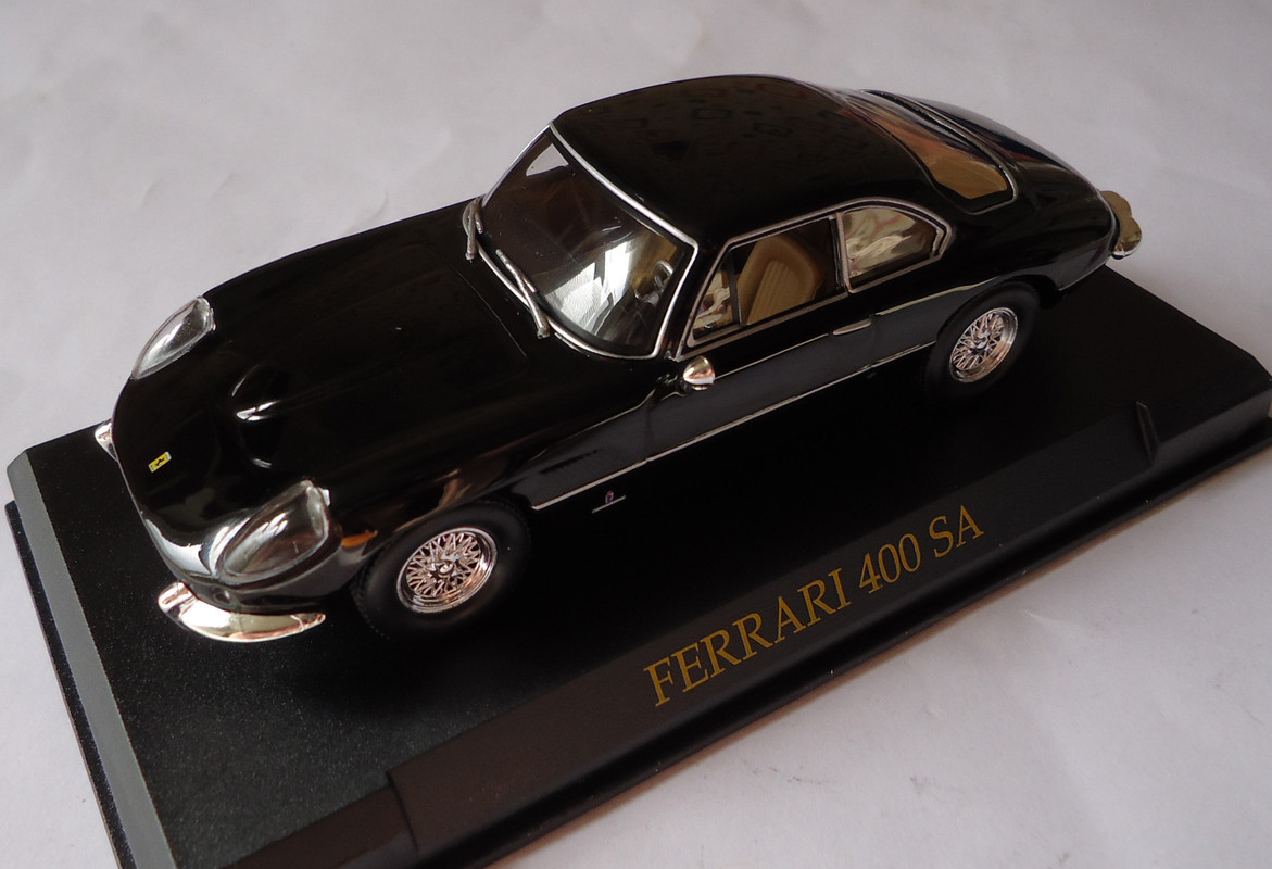 Ferrari-400 Superamerica