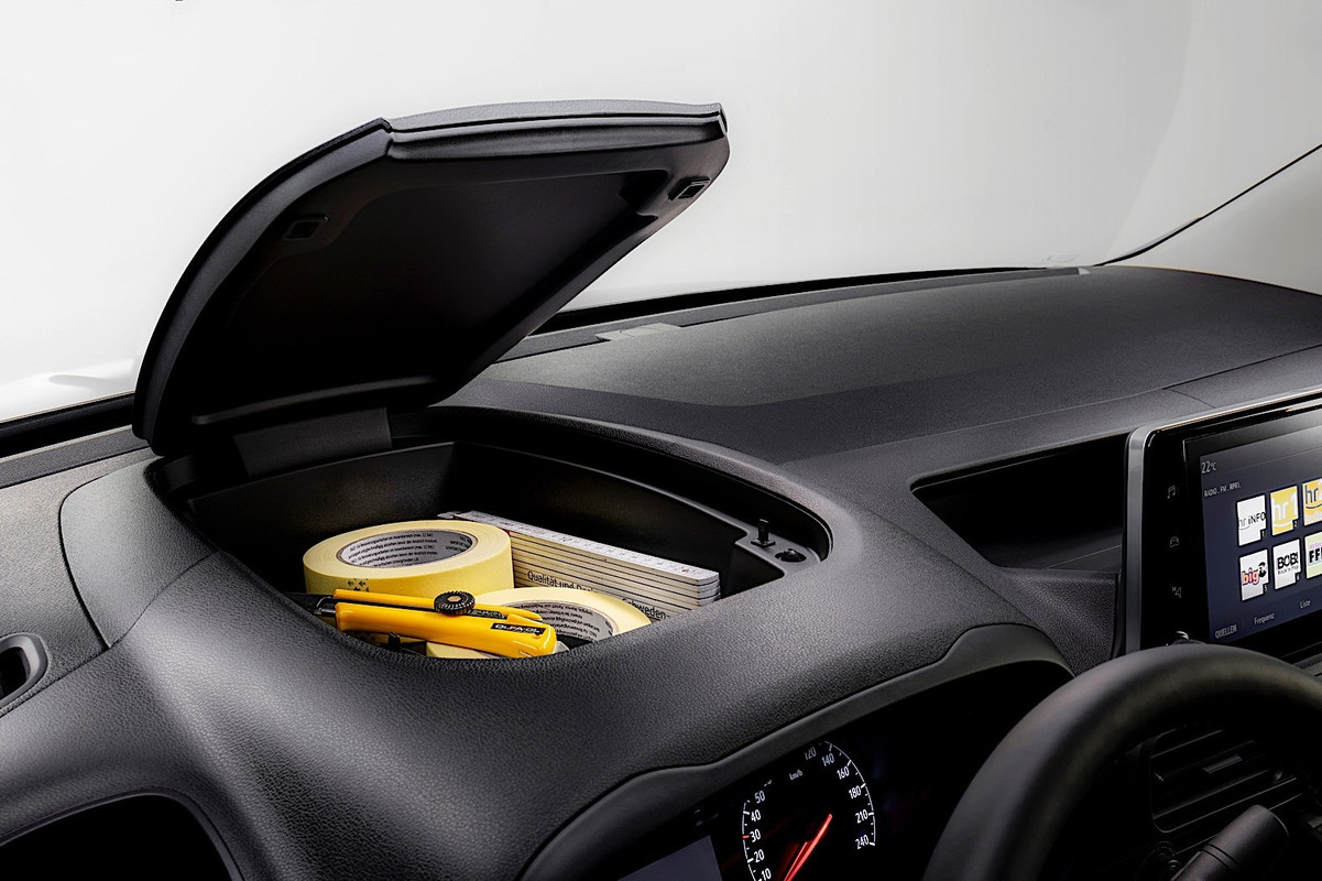 2018 Opel Combo (12)