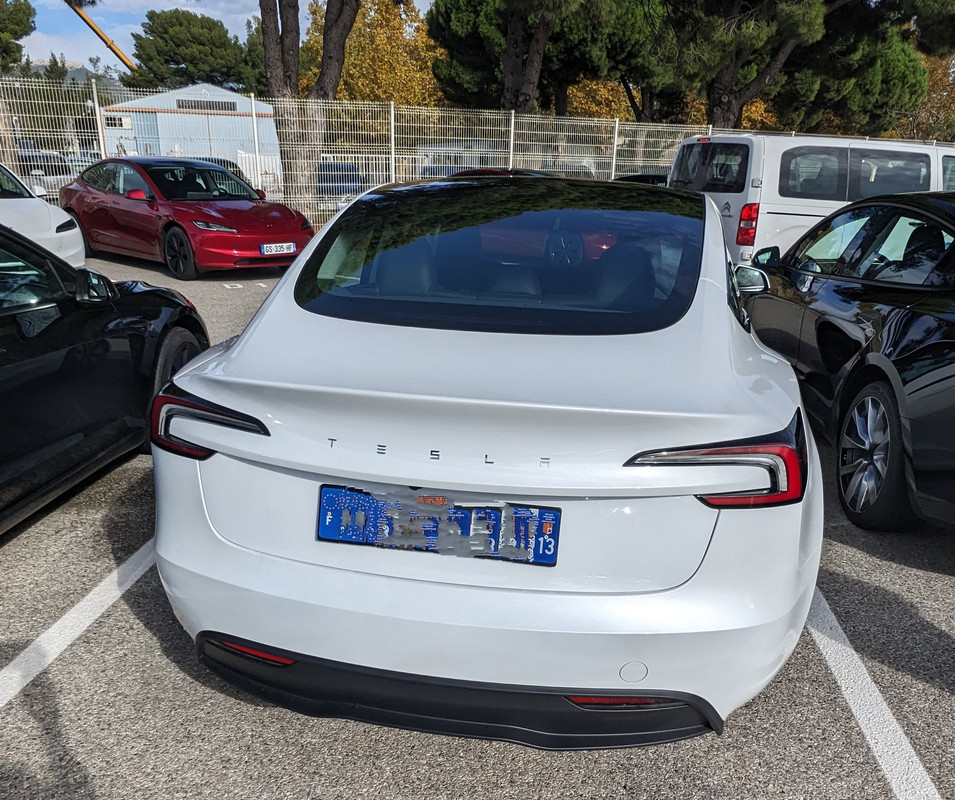 PXL_20231110_114447750.MP~2