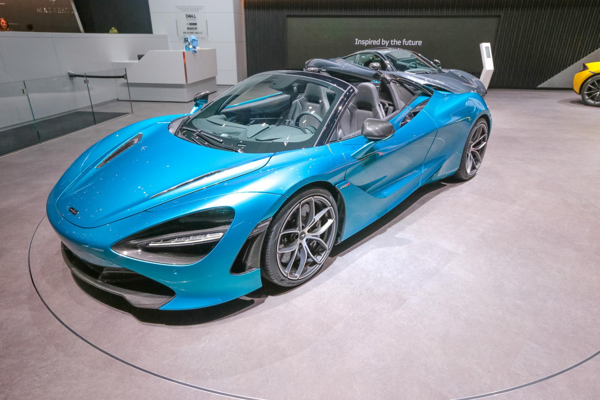 McLaren 720S Spider (2)