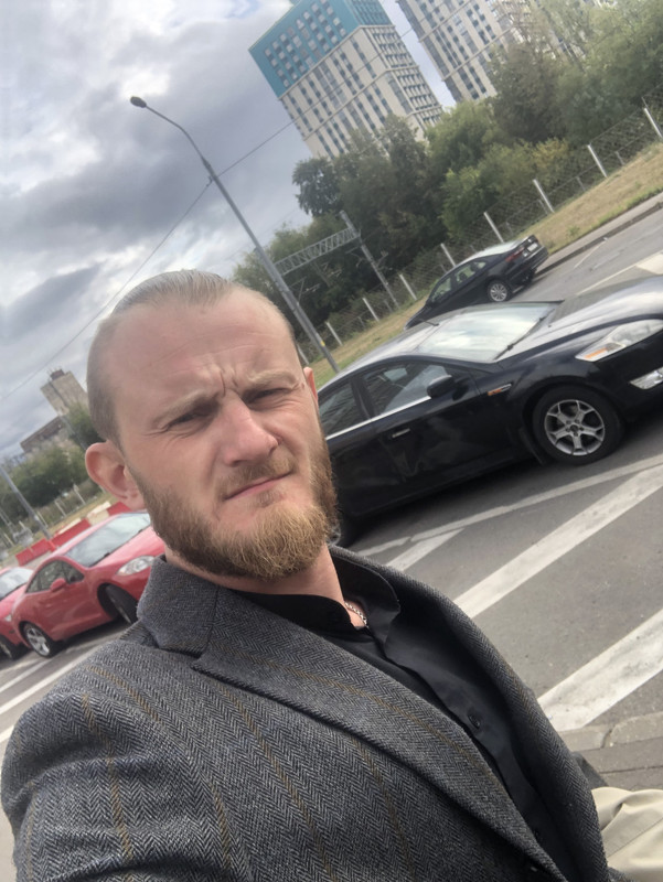 FB958058-934E-4CDE-9E93-7A39F3853348