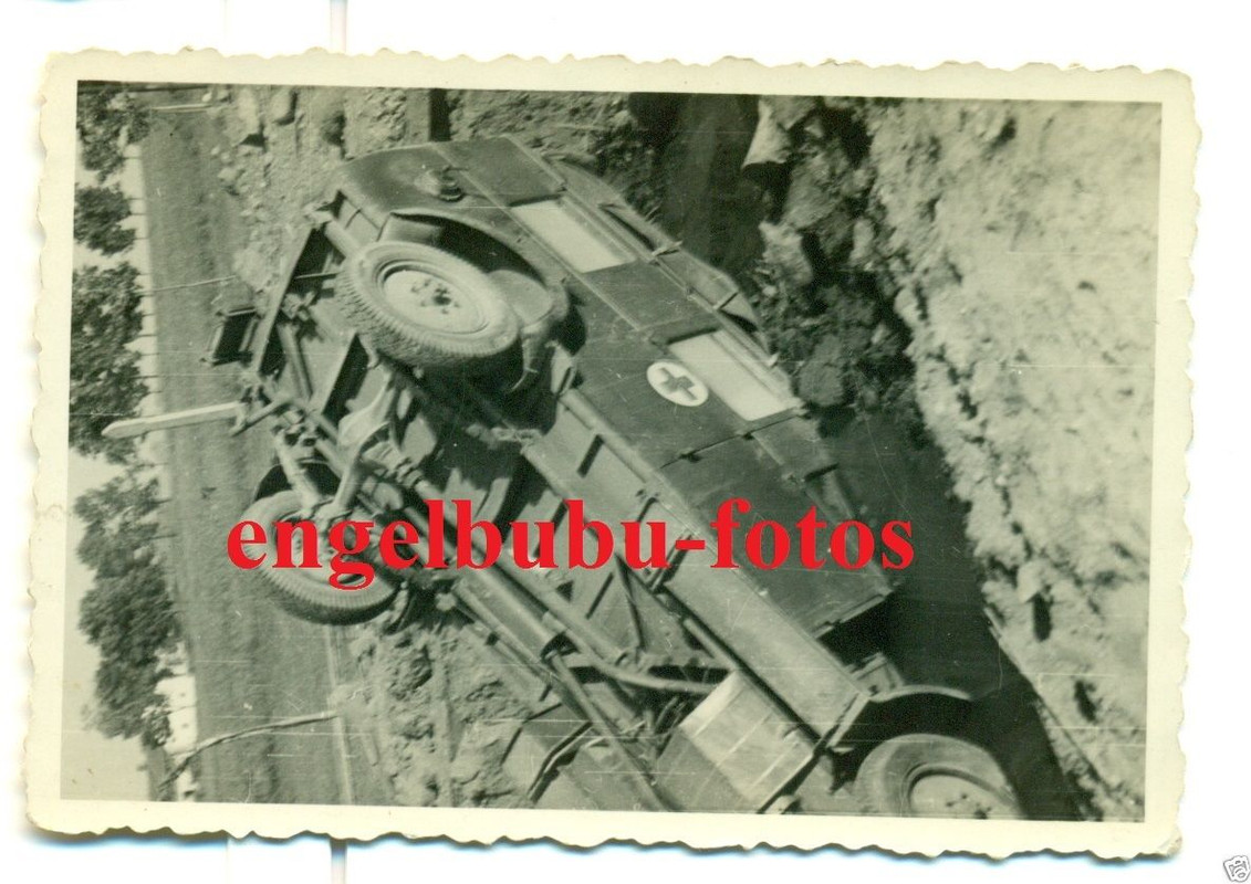 BROMBERG - FAHRZEUG - SANITÄTSWAGEN