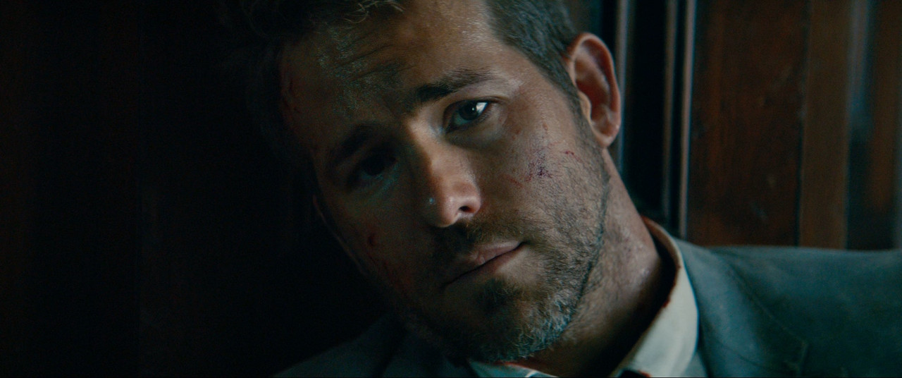 The Hitman's Bodyguard 2017 (1080p x265 10bit Tigole).mkv_snapsh