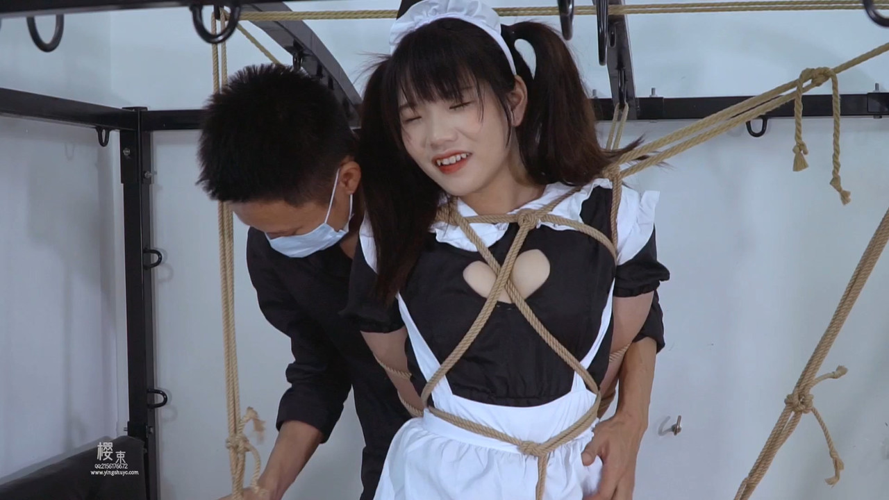 樱束原创 哥妹系列~妹妹吵着哥哥玩女仆游戏.mp4_20210827_085353.755