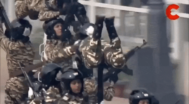 https://i.postimg.cc/B6c7PPjX/video-2026-06-24-02-54-27-(1).gif
