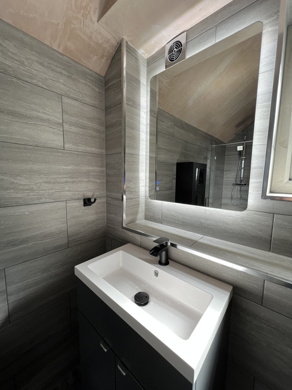 32FA8799-E217-4A78-AFBE-106A0B17A8A6