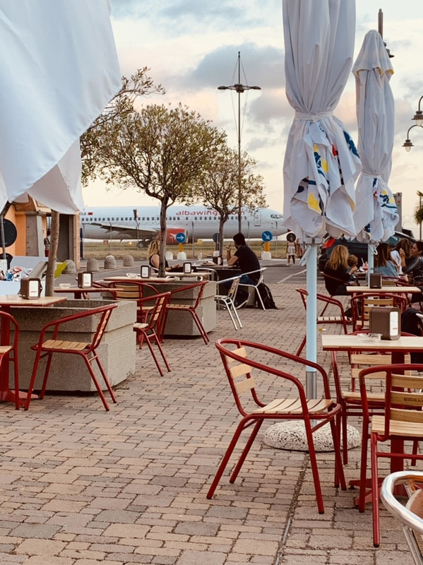 F2D73608-05CE-4FEB-AEDD-7999709C5F29