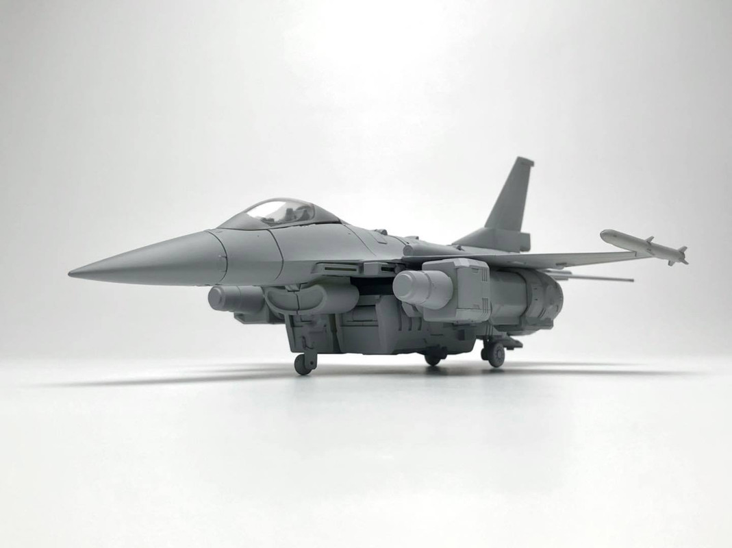 Fans-Hobby-MB-23-Dreadwing-Buster-20