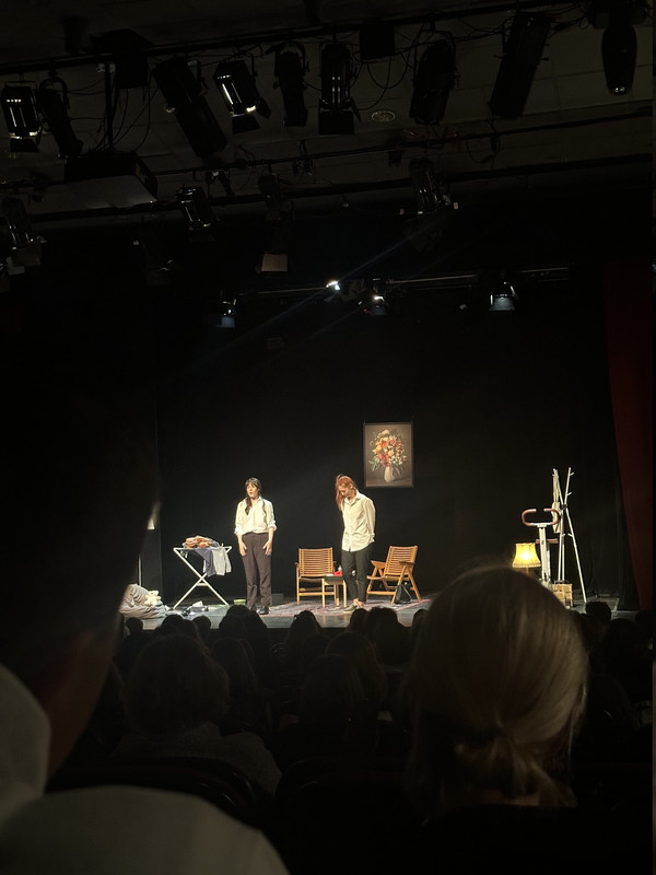 Mašina igre: ‘Važnije polovice’ proslavile 50. izvedbu u Teatru Exit i najavile nastavak ‘Snažnije polovice’
