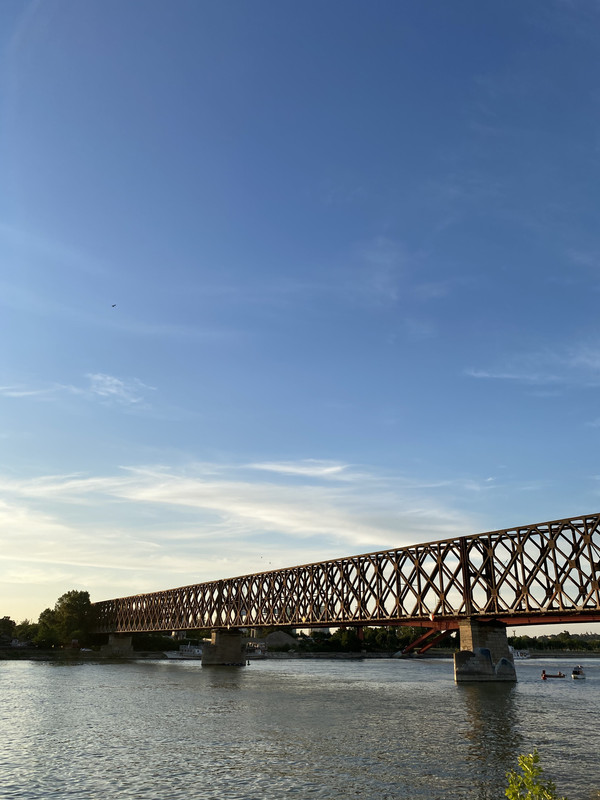 D2F8D3B3-589D-42E9-871D-11B3528934D1