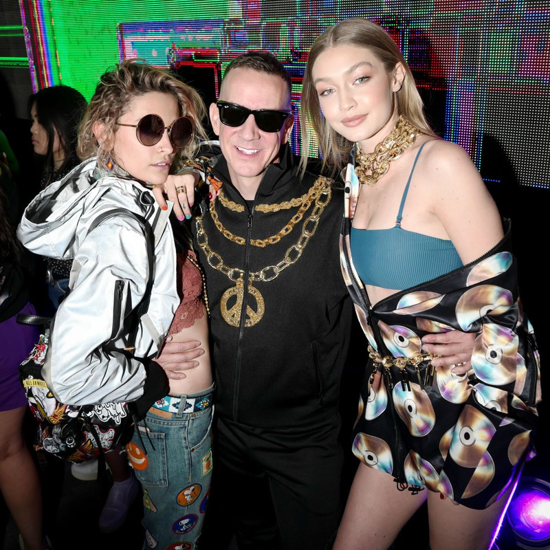gigi-hadid-at-moschino-party-at-coachella-valley-music-arts-fest
