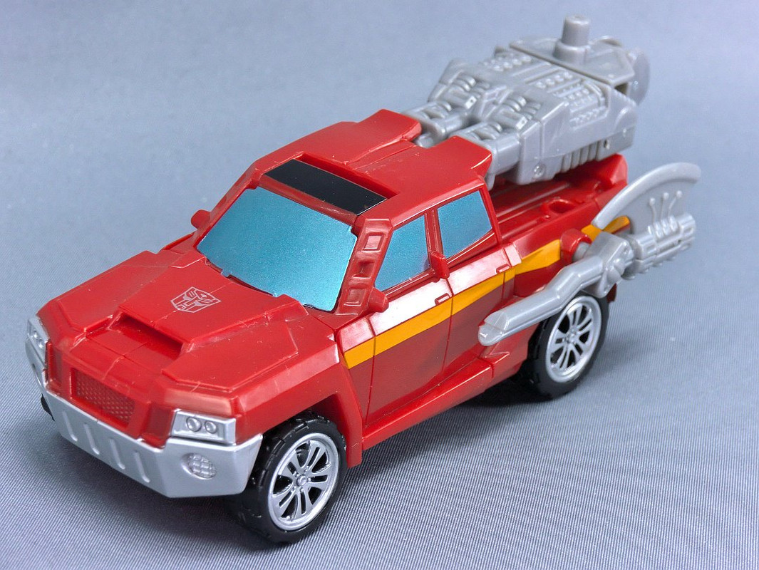 Convoy-Grand-Prime-Ironhide-Truck