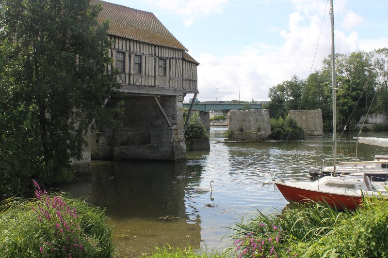 Por Normandía y Bretaña - Blogs de Francia - Dia 2: Rougemont-Giverny-Rouen-Honfleur-Caen (2)