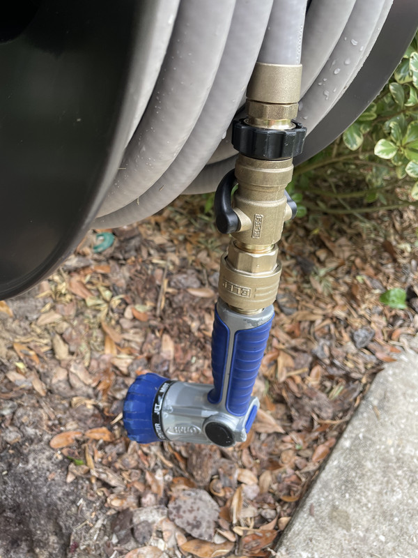 0595B37E-E59F-4E3D-B87E-826132669E4F