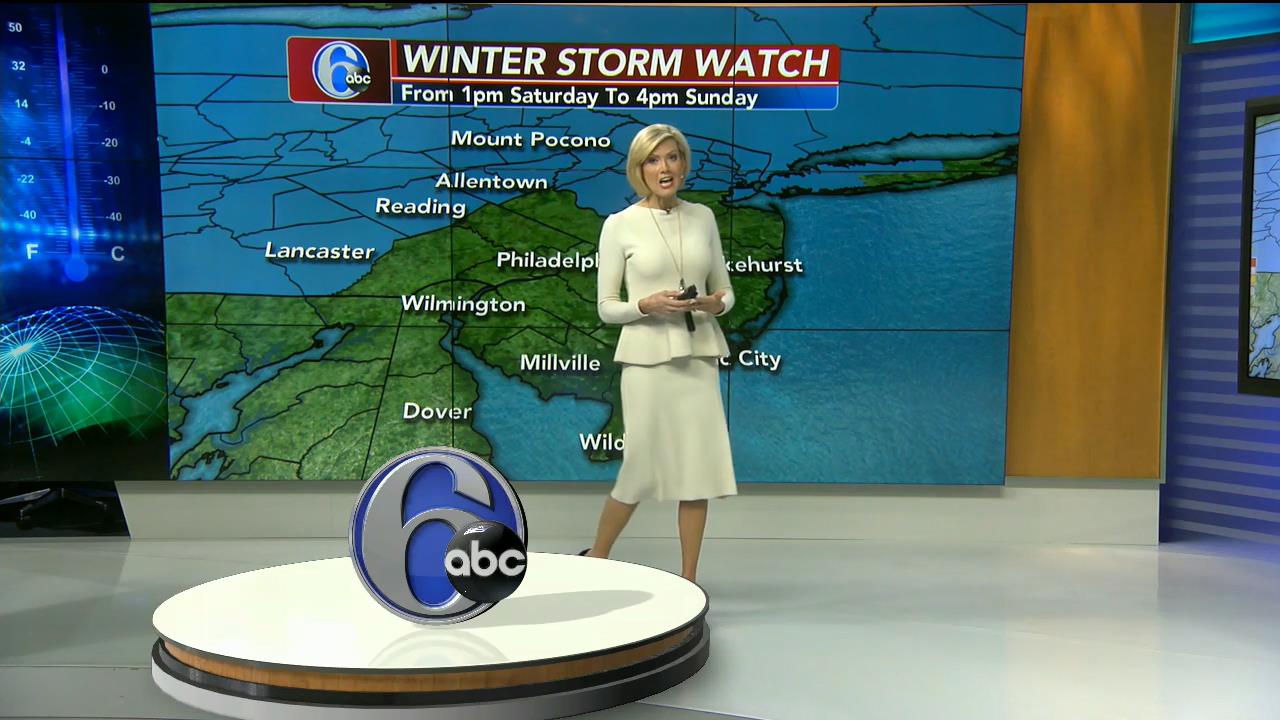 17 January - 23.00.00 - Eyewitness News at 6. Local news, sports