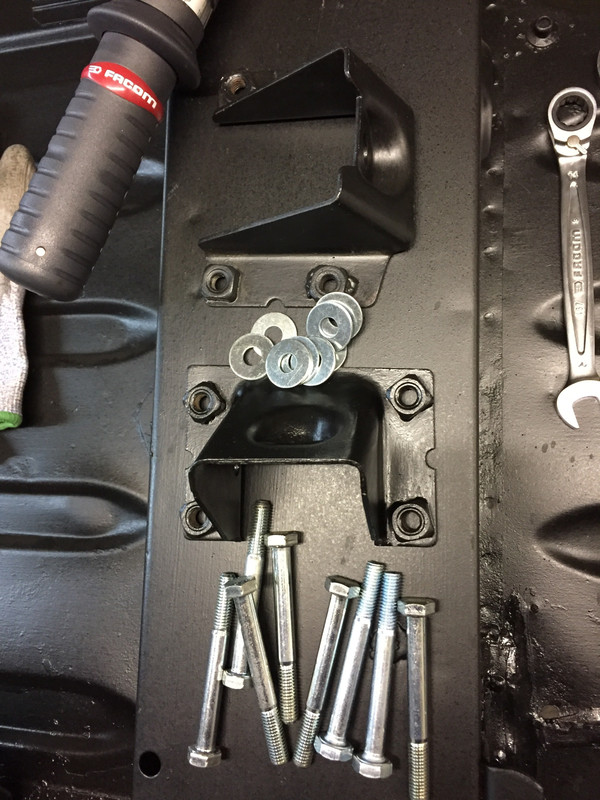 Restauration 4L (822)