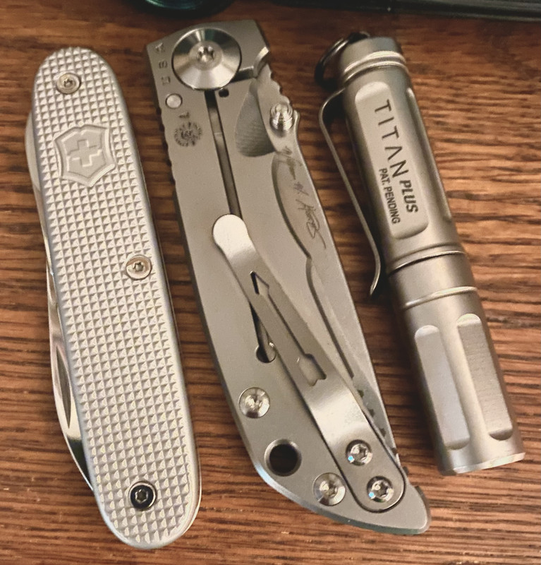 5F816097-6BF3-406E-8823-06D4118A8063