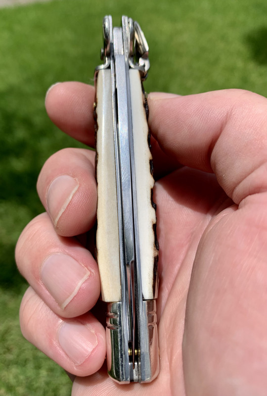 8FD330C2-987B-4D8B-94EE-46B621BD1980