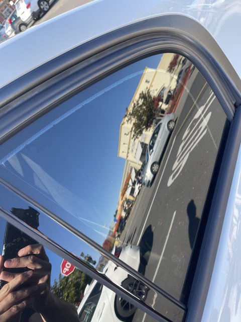 7741531F-710D-40D3-8400-22FC696FFD34