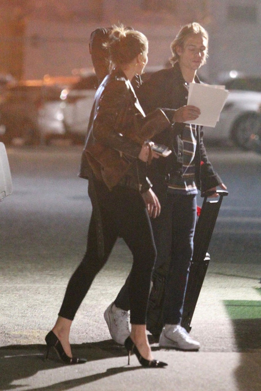 ireland-baldwin-out-in-hollywood-11-08-2018-3