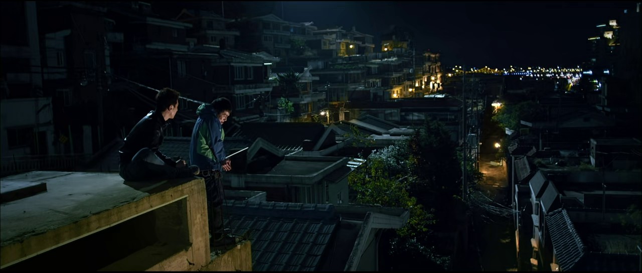 A-Hard-Day-2014-Hindi-Kor-AMZN-WEB-DL-720p-HEVC-EAC3-6ch-ESub-mkv-0004