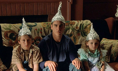 Tinfoil hat Signs movie