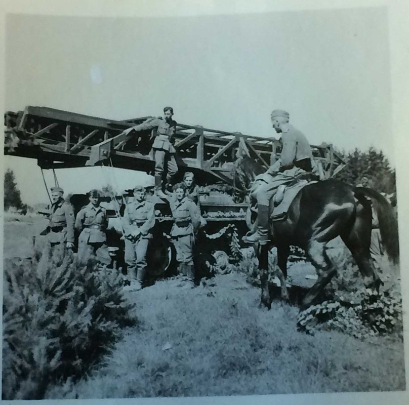 Wehrmacht deutscher Brückenpanzer SELTEN hinten 