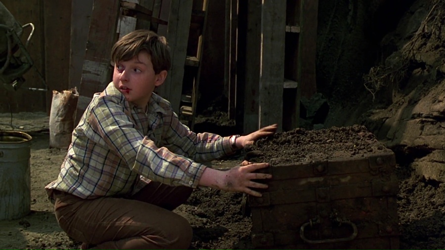 Jumanji 1995 WebRip [Hindi + Tamil + Telugu + English] 480p, 720p, 1080p ESub Screenshot