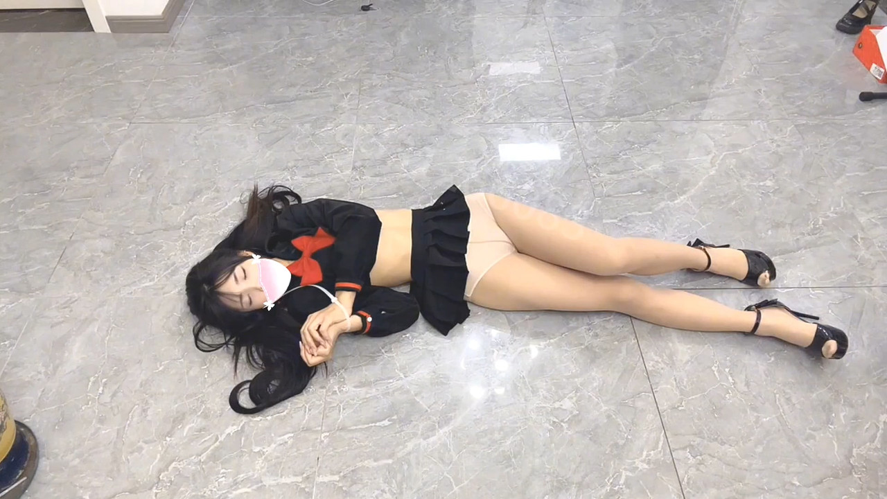 欢乐谷 尾随绑架少妇调教日记.mp4_20230815_185253.805