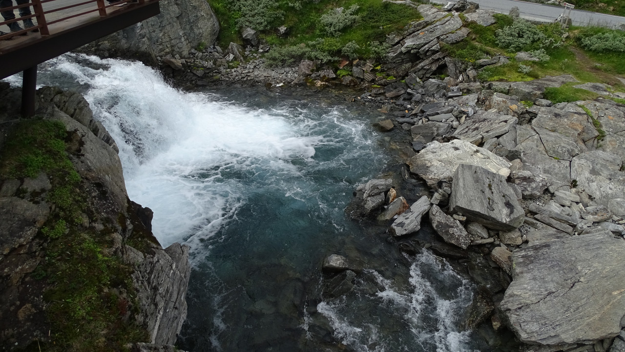 DSC01025.jpg