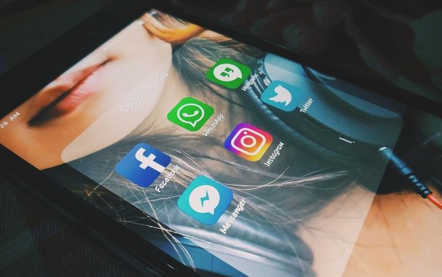Redes Sociales Redes Sociales
