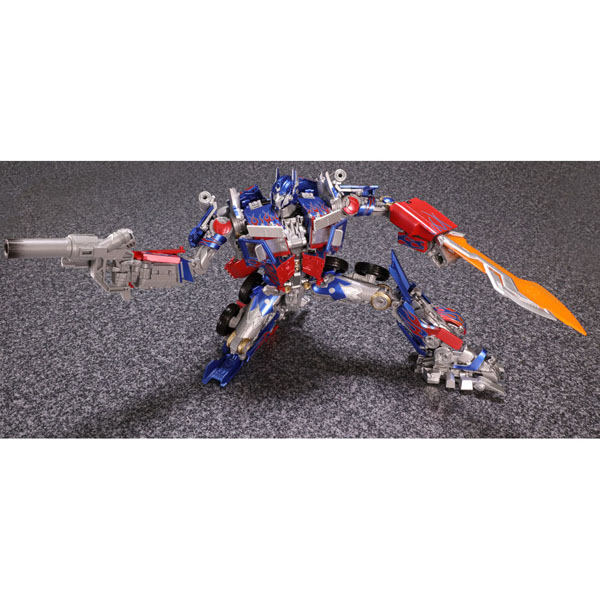 Takara-Masterpiece-Movie-Optimus-Prime-03
