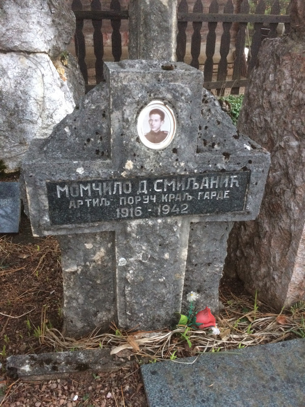 [Слика: 56321492-EEDD-42-EF-968-E-4-BF89529-FCA1.jpg]