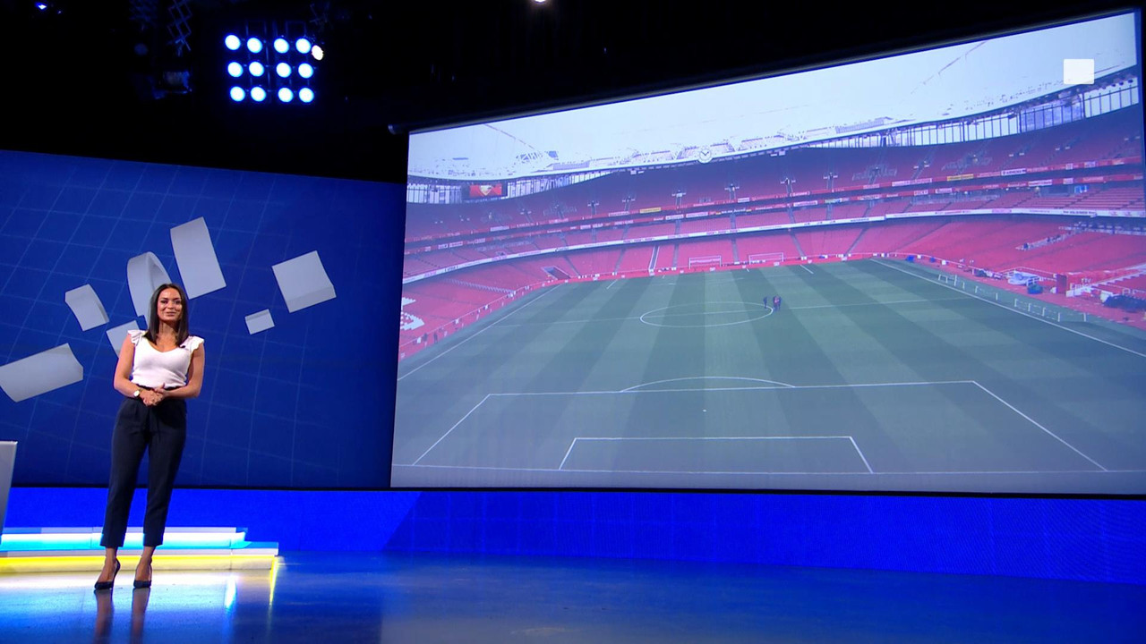 19 January - 14.45.00 - Live  BT Sport Score. Mark Pougatch and 