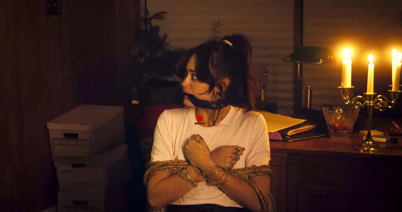 Ella Purnell 3 Junk Male 2023