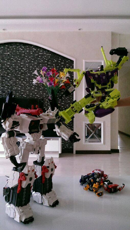 11162081_836339499785794_3294057220861473320_n