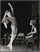 Julie-Newmar-mc19