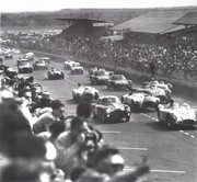 24 HEURES DU MANS YEAR BY YEAR PART ONE 1923-1969 - Page 29 53lm00-Start