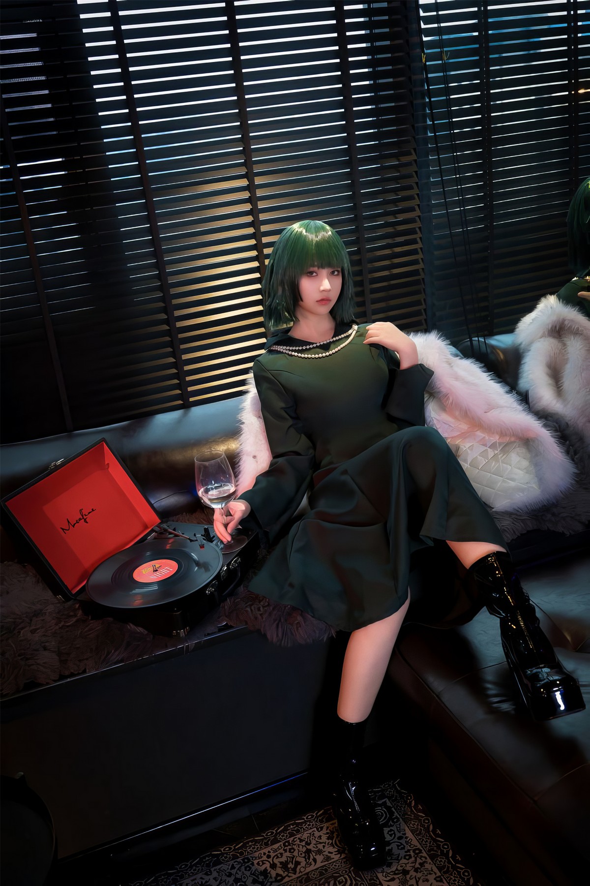 年年nnian 地狱吹雪Cosplay 一拳超人角色图集插图2