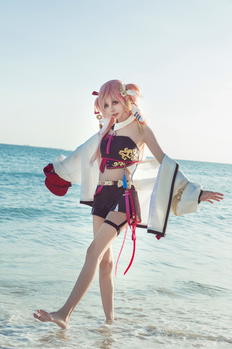 艾西Aiwest 原神烟绯花鸟与情Cosplay写真图集 烟绯角色高清图集 29P (176.4M)插图9