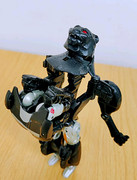 Transformers-War-For-Cybertron-Covert-Agent-Ravage-08