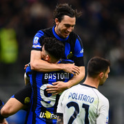 GI50ao9-X0-AAqmkr.jpg