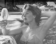 corinne-calvet-b23
