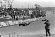 24 HEURES DU MANS YEAR BY YEAR PART ONE 1923-1969 - Page 44 58lm16-Ferrari-250-TR-Wolfgang-von-Trips-Wolfgang-Seidel-11