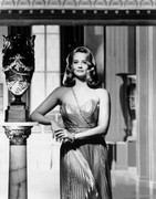 Cybill-Shepherd-b94