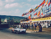  1955 International Championship for Makes - Page 3 55tf104_Mercedes_Benz_300_SLR___S.Moss__-_P.Collins_1