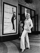 shirley-jones-mb16