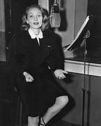 Marlene-Dietrich-d72