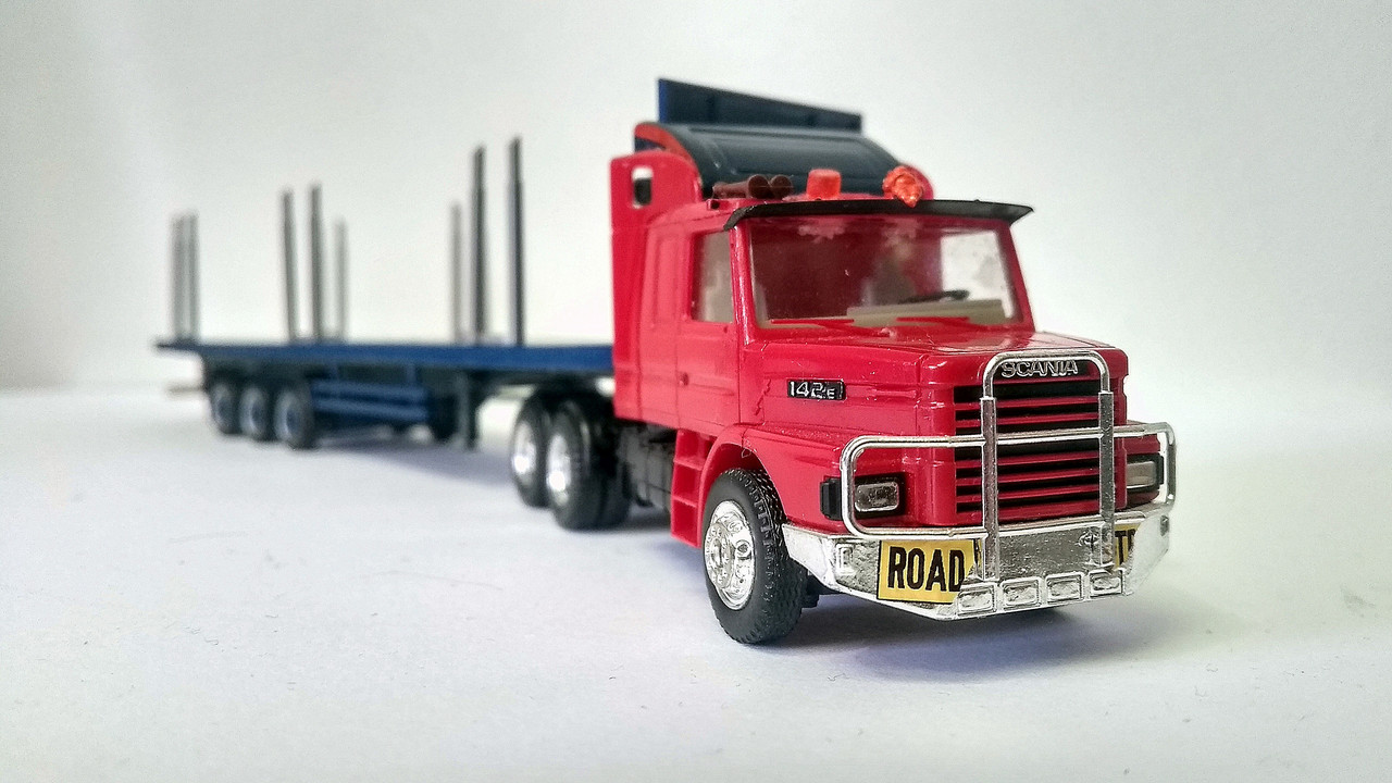 Mach (2742)