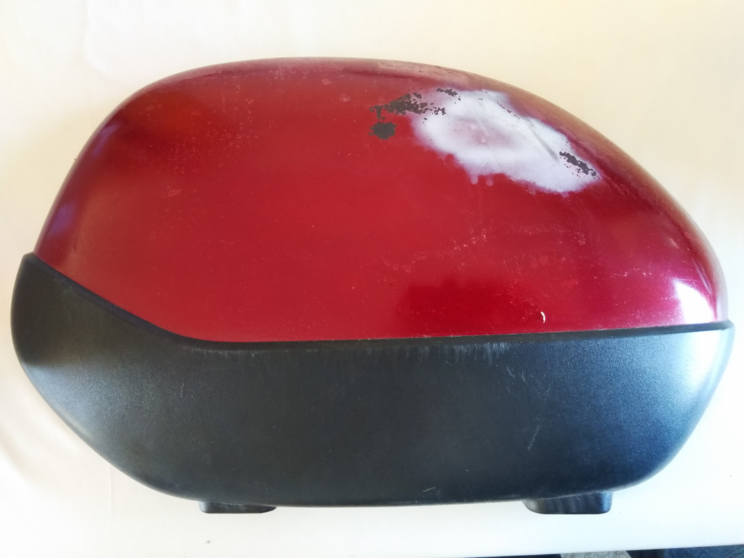 Koffer rechts rood Deauville NT650V 1999